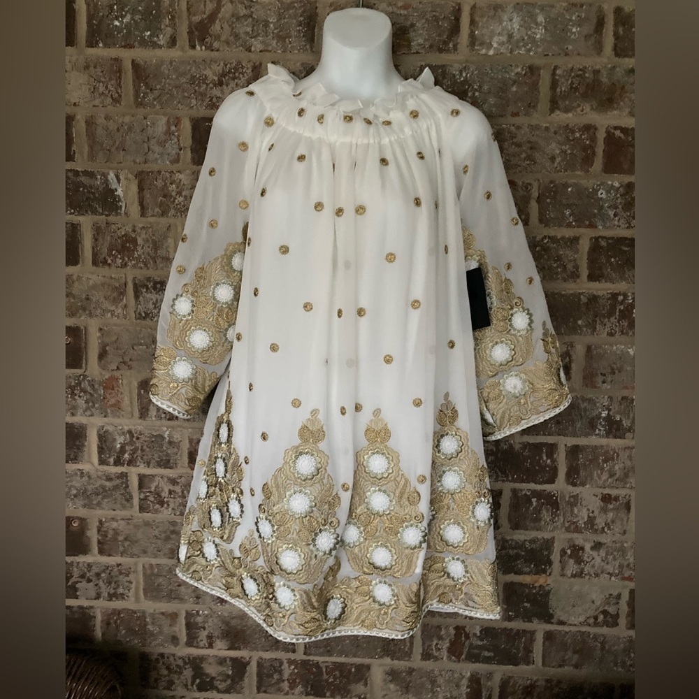 NWT Endless Rose White and Gold OFF SHOULDER Dress SZ M Boston Proper